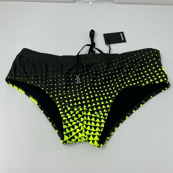 DSQUARED2**Men’s Swim Brief**Medium $288 - Picture 3 of 3